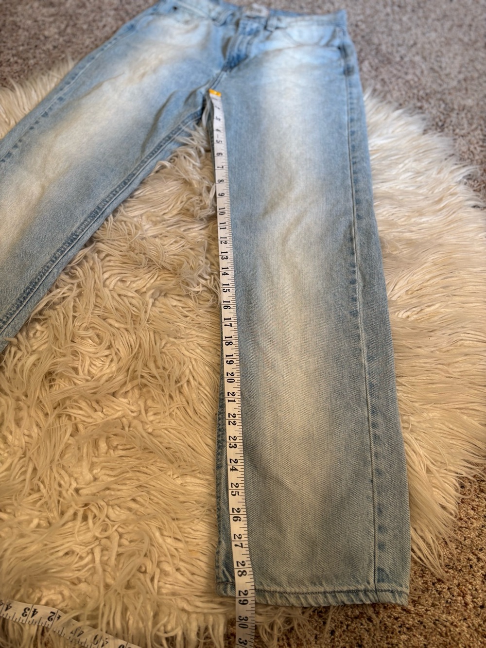 BDG Urban Outfitters Cowboy Jeans Size 28 EUC - Picture 10 of 10